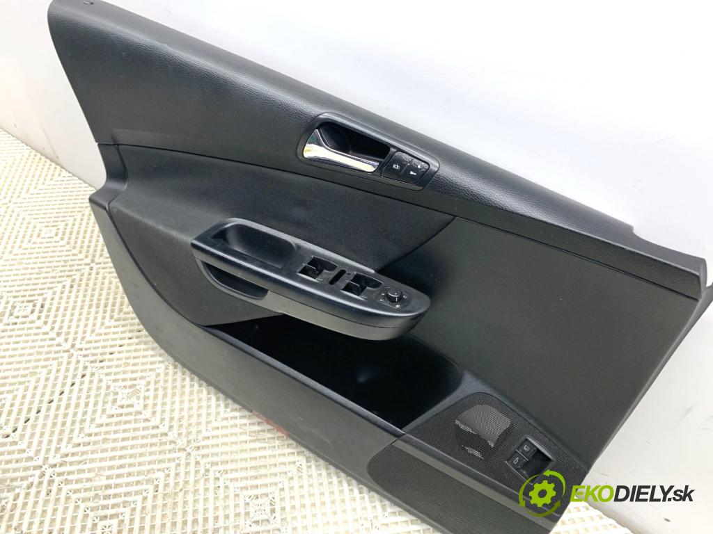 VW PASSAT B6 sedan 2005 110 kW 2.0 FSI 1984 čalúnenie Dvere ľavy predný