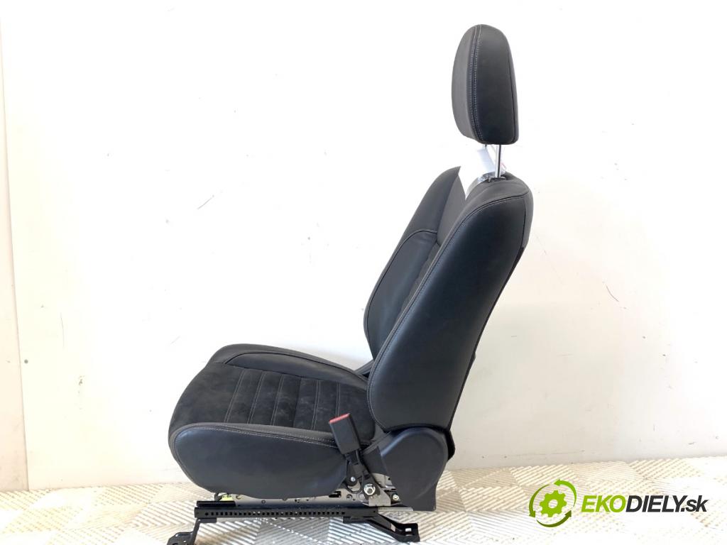 MITSUBISHI OUTLANDER III SUV 2015 89 kW 2.0 Hybrid 4WD (GG2W) 1998 Sedadlo pravy predný