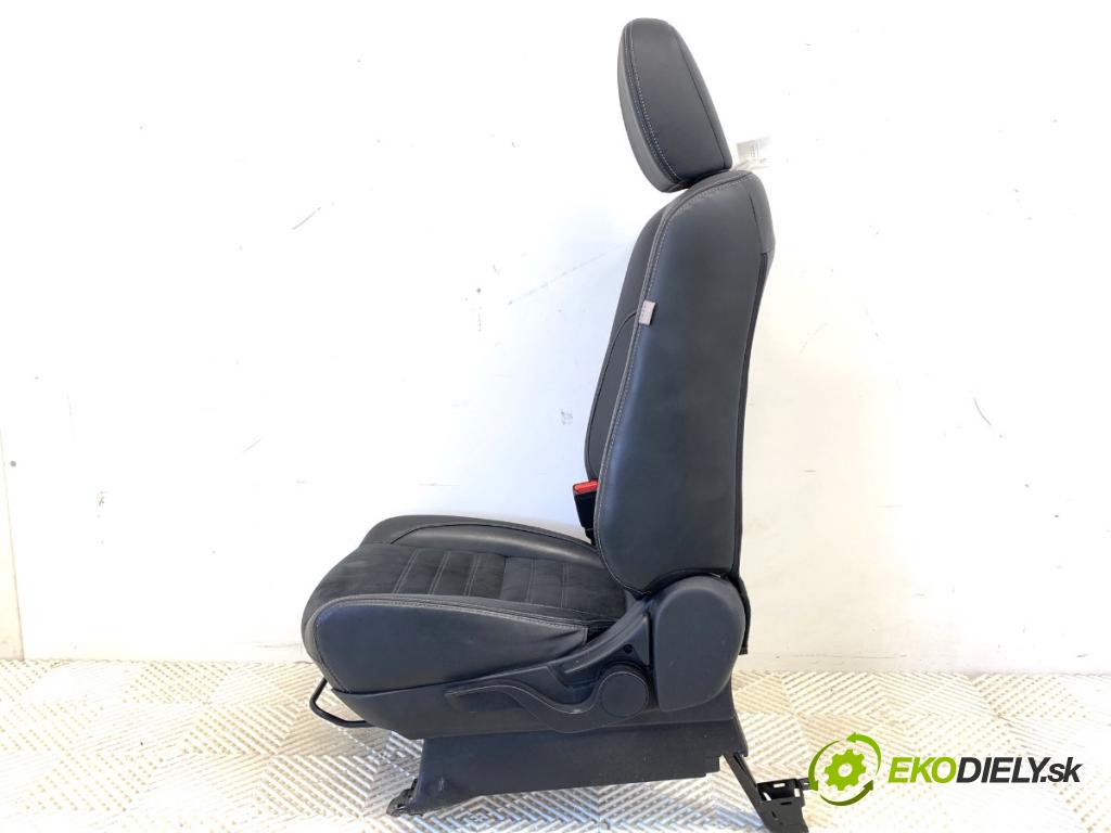 MITSUBISHI OUTLANDER III SUV 2015 89 kW 2.0 Hybrid 4WD (GG2W) 1998 Sedadlo ľavy predný