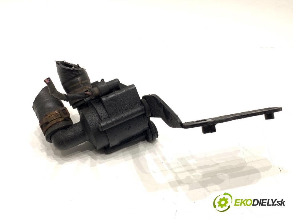 SKODA SUPERB II Kombi 2011 103 kW 2.0 TDI 1968 DALŠÍ: Pumpa vody 5N0965561 (Vodná pumpa)