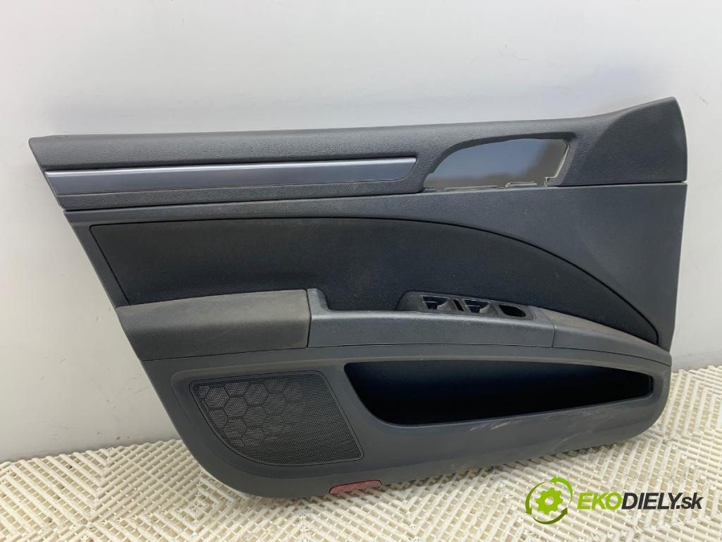 SKODA SUPERB II Kombi 2011 103 kW 2.0 TDI 1968 čalúnenie Dvere ľavy predný 