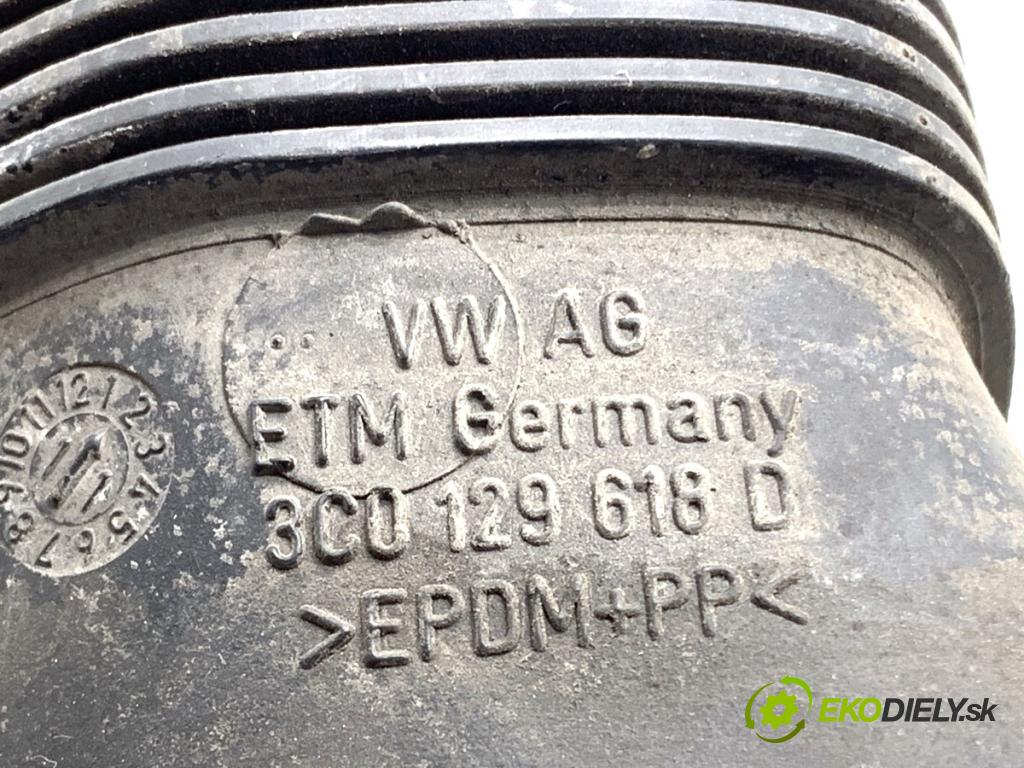 SKODA SUPERB II Kombi 2011 103 kW 2.0 TDI 1968 Rúra vzduchu 3C0129618D