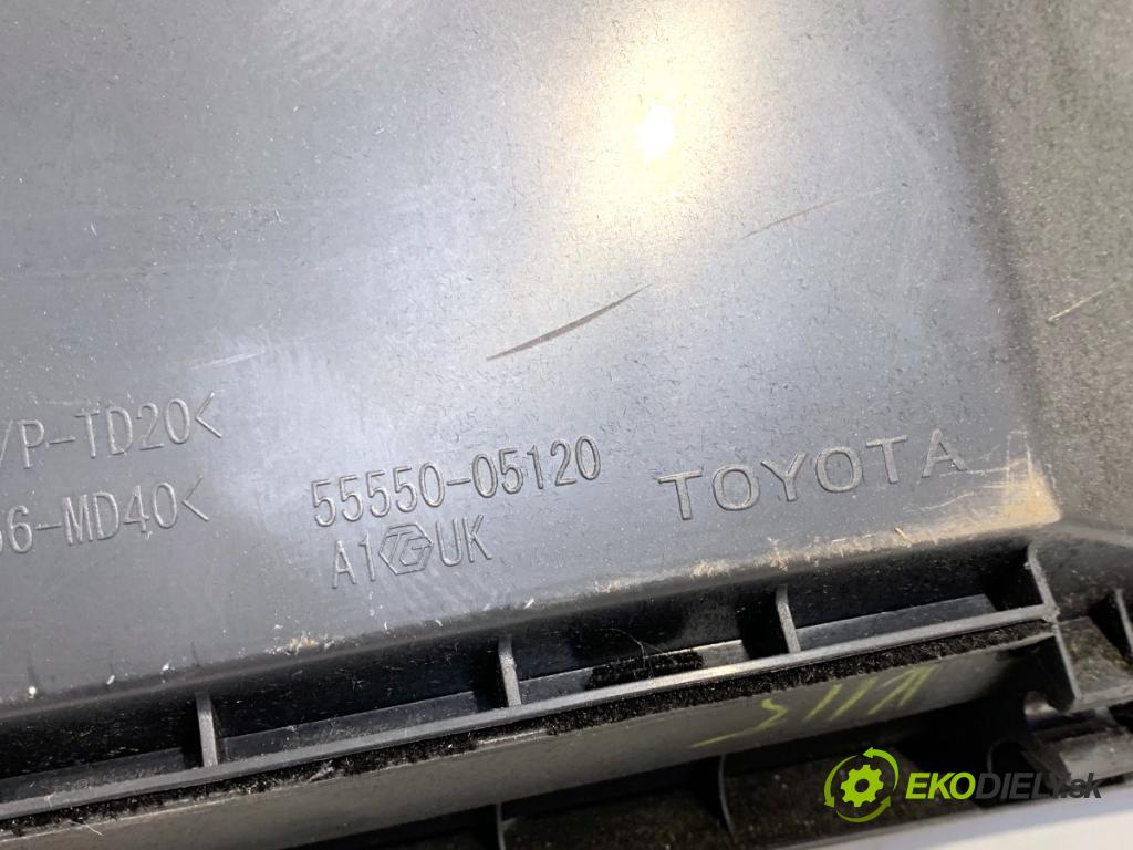 TOYOTA AVENSIS T27 Kombi 2018 108 kW 1.8 (ZRT271_) 1798 přihrádka kastlík spolujezdce 55550-05120 (Přihrádka (kastlík))