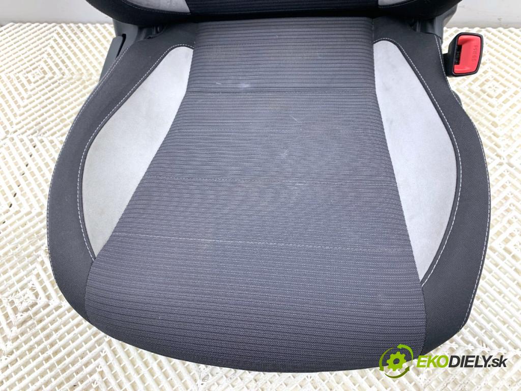 TOYOTA AVENSIS T27 Kombi 2018 108 kW 1.8 (ZRT271_) 1798 Sedadlo pravy predný