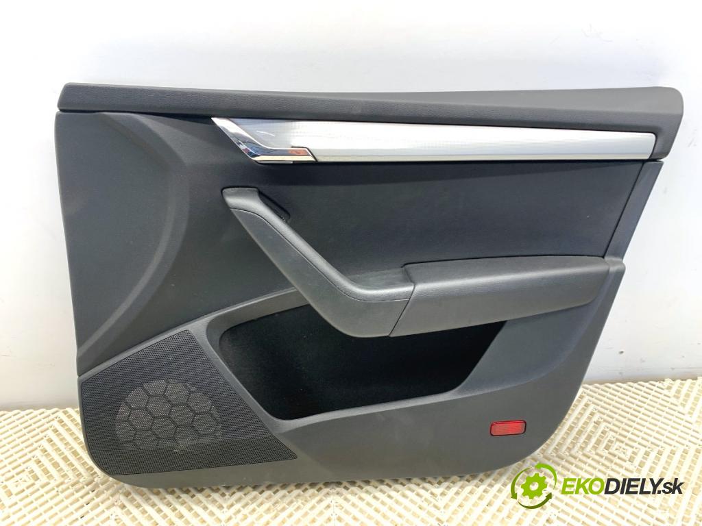 SKODA OCTAVIA III Kombi 2016 110 kW 1.4 TSI 1395 čalúnenie Dvere pravy predný 