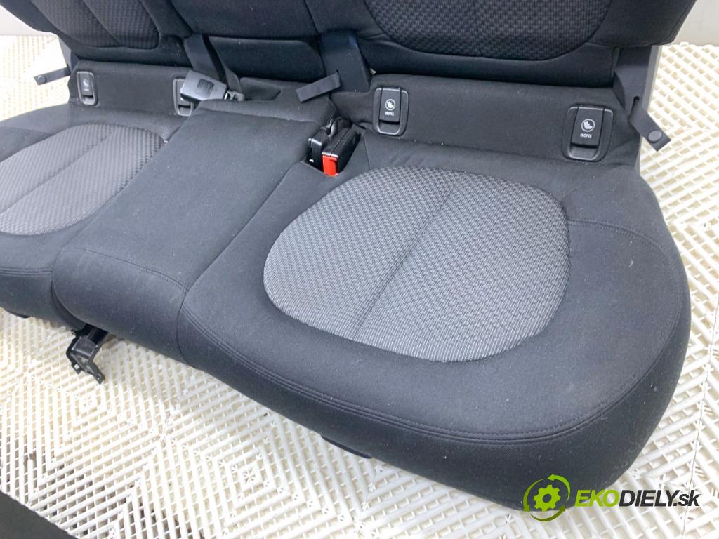 BMW F45 nadwozie wielkoprzestrzenne (MPV) 2016 110 kW 218 d 1995 Sedadlo druhý rad