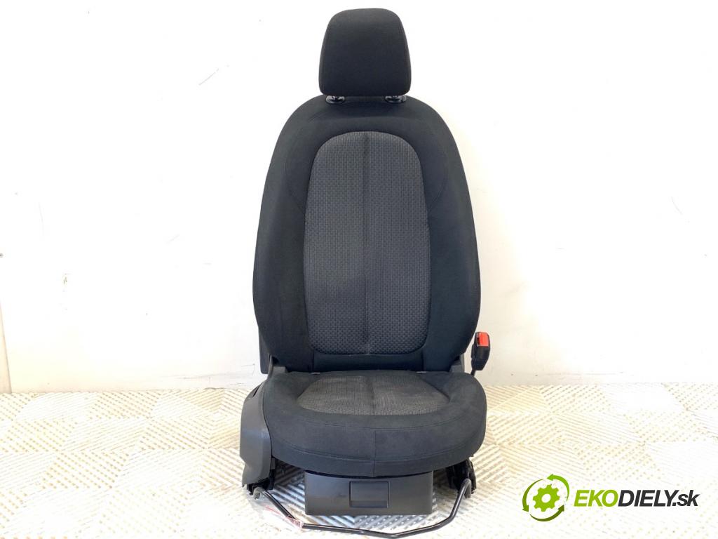 BMW F45 nadwozie wielkoprzestrzenne (MPV) 2016 110 kW 218 d 1995 sedadlo pravý přední část 