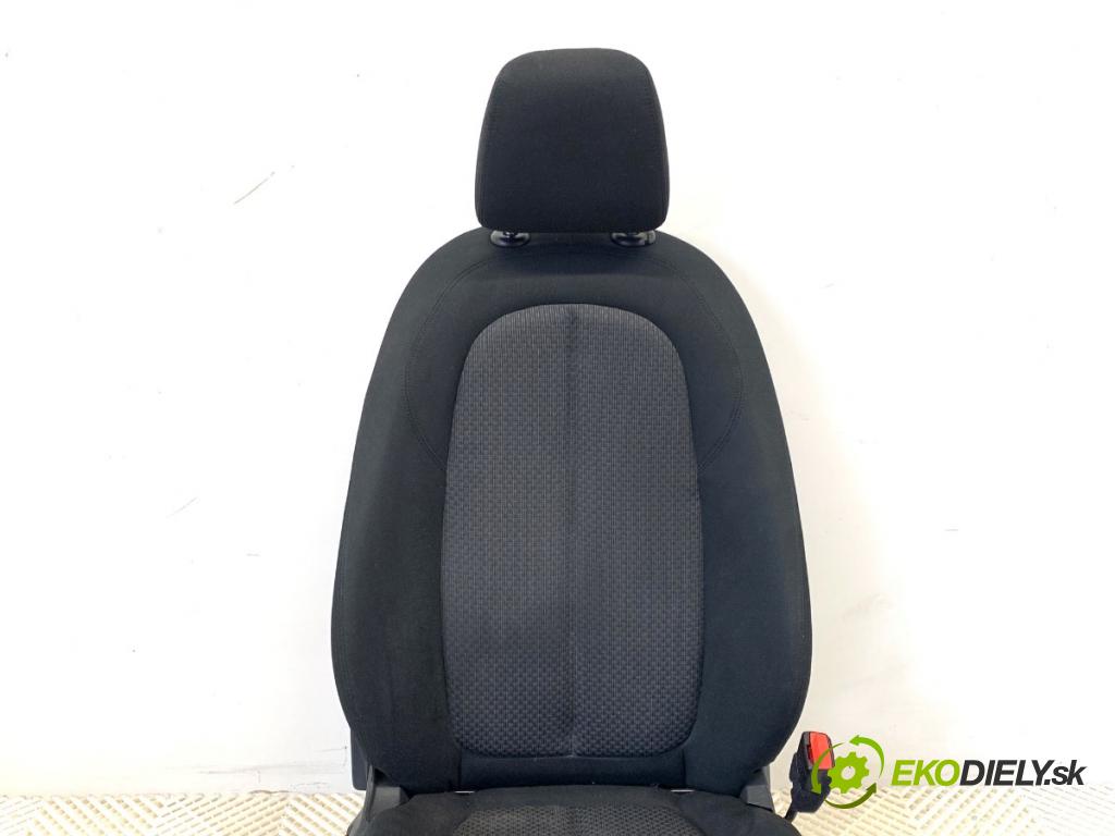 BMW F45 nadwozie wielkoprzestrzenne (MPV) 2016 110 kW 218 d 1995 Sedadlo pravy predný