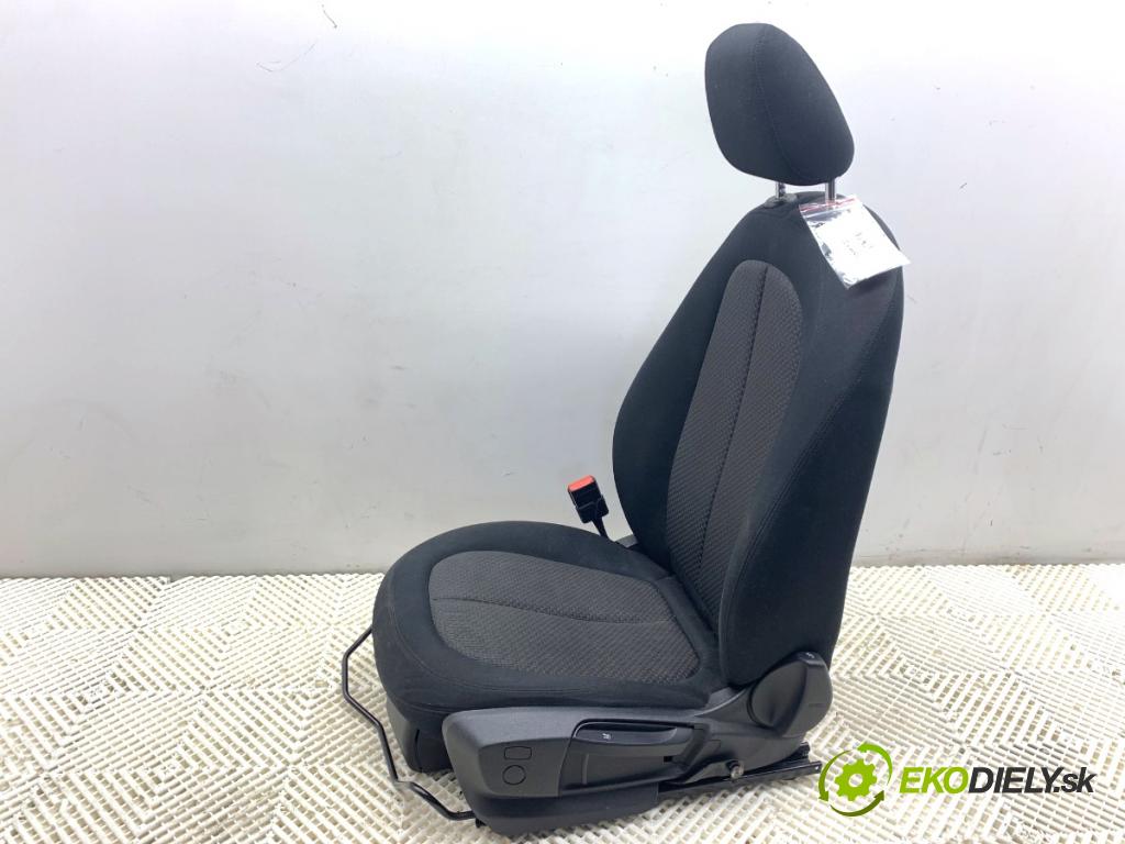 BMW F45 nadwozie wielkoprzestrzenne (MPV) 2016 110 kW 218 d 1995 Sedadlo ľavy predný