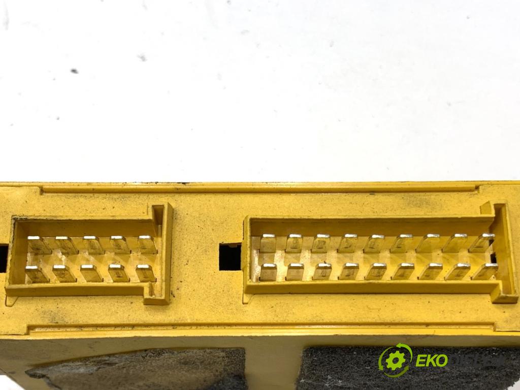 MITSUBISHI OUTLANDER III SUV 2015 89 kW 2.0 Hybrid 4WD (GG2W) 1998 Hák ťažné zariadenie MZ314837 (Ťažné zariadenie)