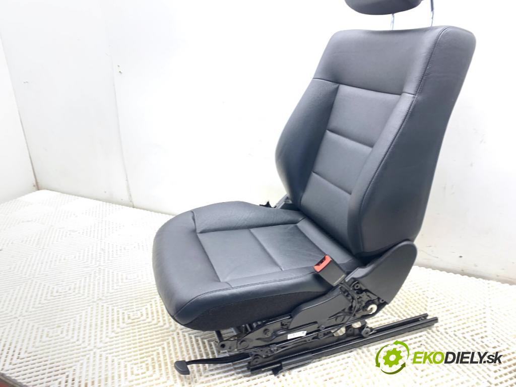 MERCEDES-BENZ S212 Kombi 2010 170 kW E 350 CDI (212.225) 2987 Sedadlo pravy predný