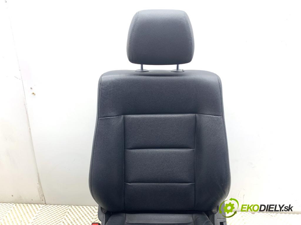 MERCEDES-BENZ S212 Kombi 2010 170 kW E 350 CDI (212.225) 2987 Sedadlo ľavy predný
