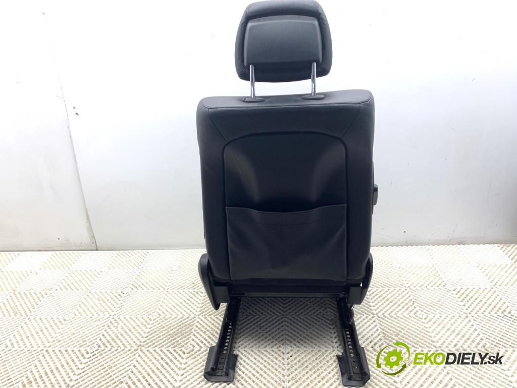 MERCEDES-BENZ S212 Kombi 2010 170 kW E 350 CDI (212.225) 2987 Sedadlo ľavy predný