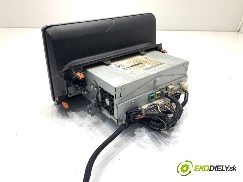 TOYOTA COROLLA E21 Kombi 2019 72 kW 1.8 Hybrid (ZWE211) 1798 RADIO Dislpej 86140-02680