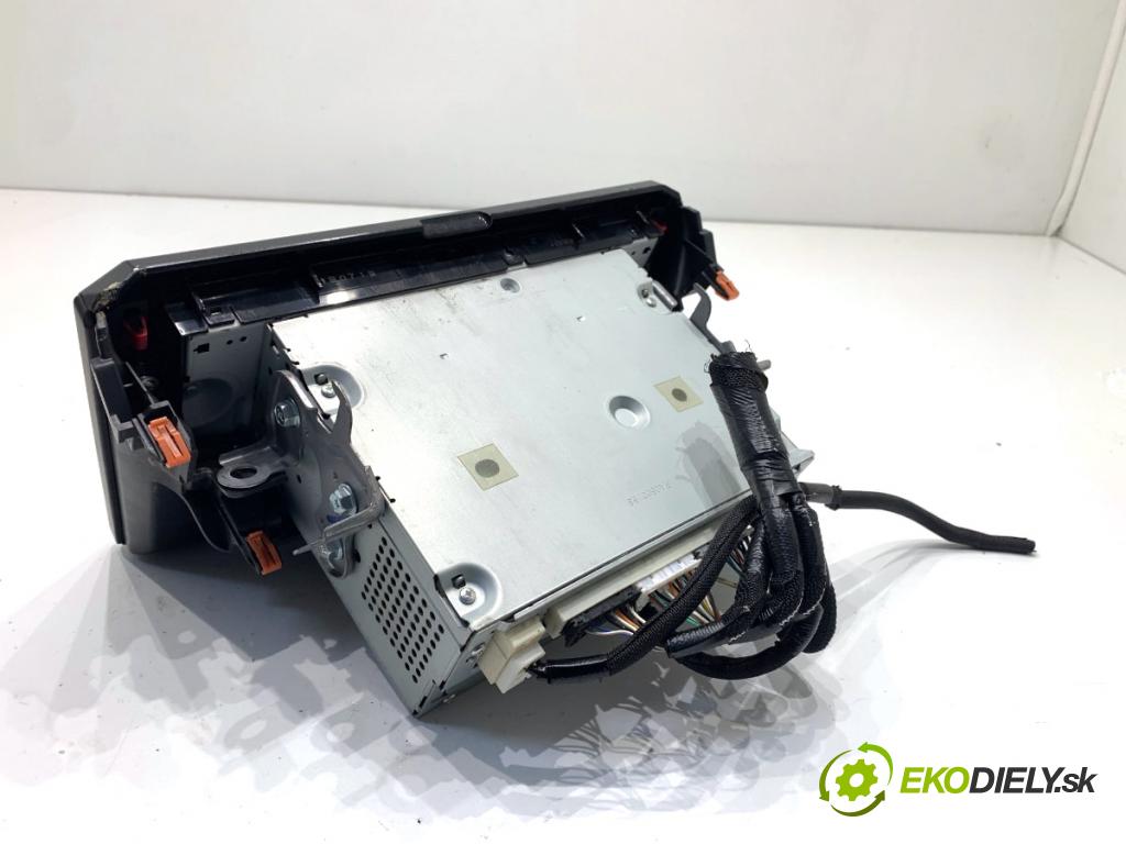 TOYOTA COROLLA E21 Kombi 2019 72 kW 1.8 Hybrid (ZWE211) 1798 RADIO Dislpej 86140-02680