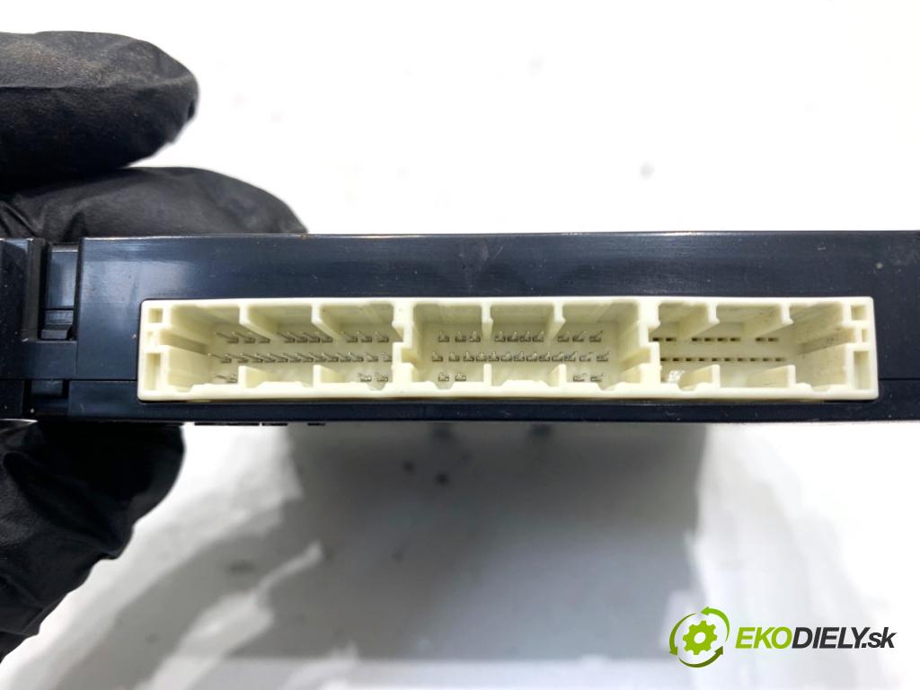 TOYOTA COROLLA E21 Kombi 2019 72 kW 1.8 Hybrid (ZWE211) 1798 Modul SMART kluč 89990-02521