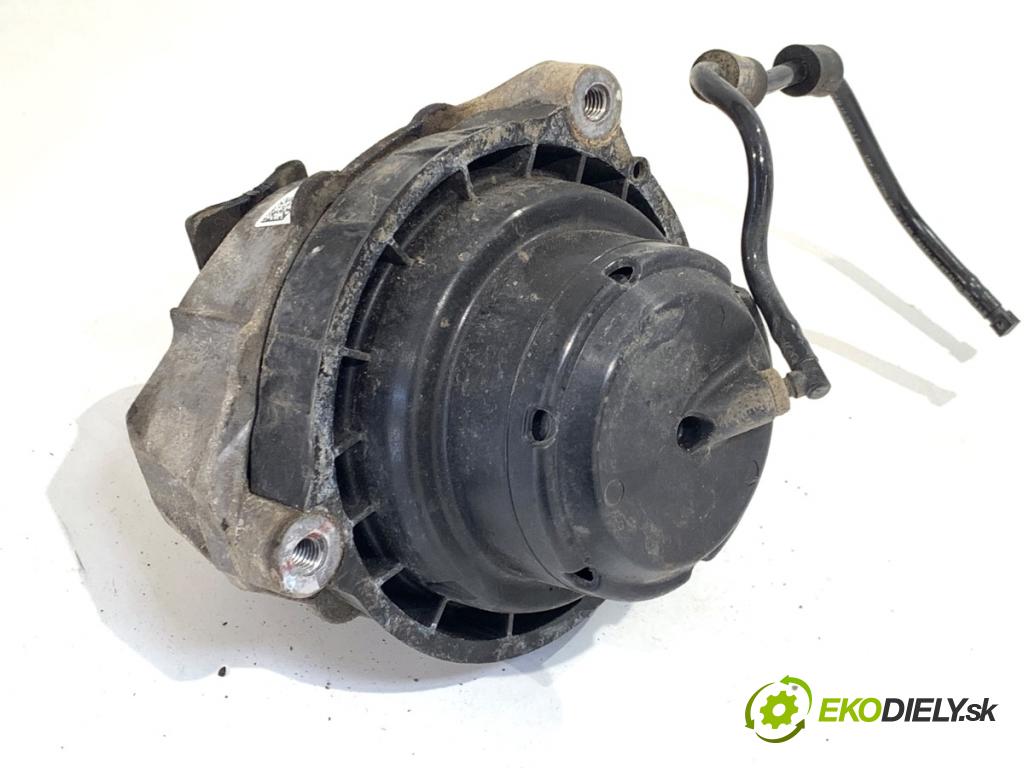 BMW G21 Kombi 2021 140 kW 320 d Mild-Hybrid 1995 AirBag Motor ľavy