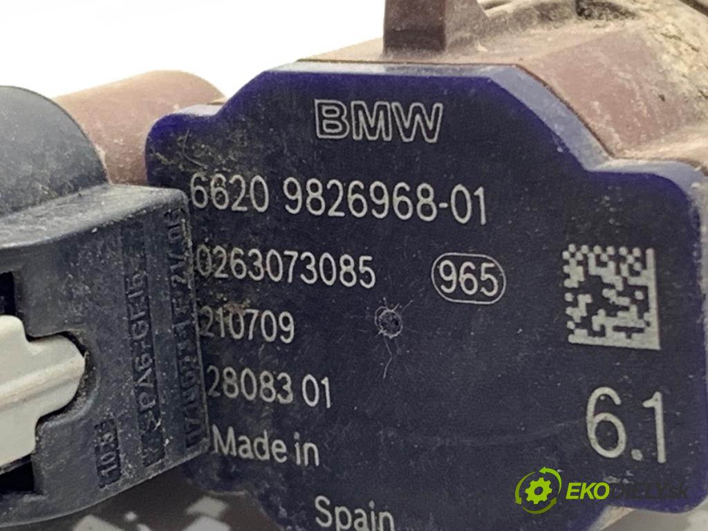 BMW G21 Kombi 2021 140 kW 320 d Mild-Hybrid 1995 Snímač PDC 9826968