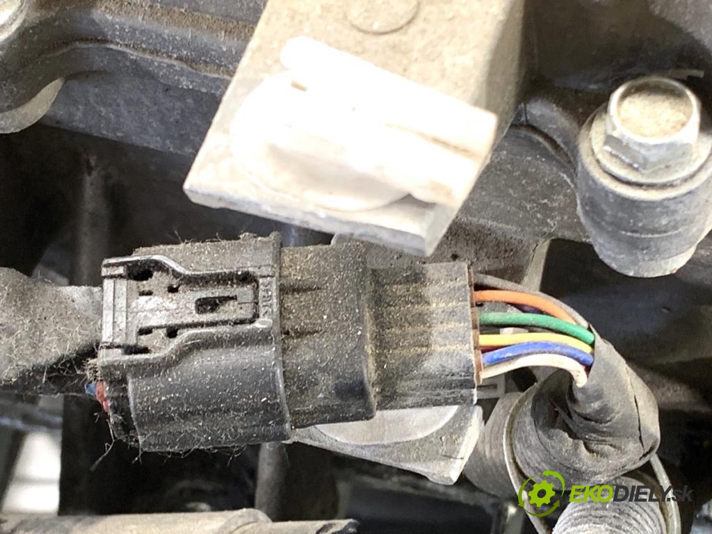 MITSUBISHI OUTLANDER III SUV 2015 89 kW 2.0 Hybrid 4WD (GG2W) 1998 konvertor Menič 9410A095