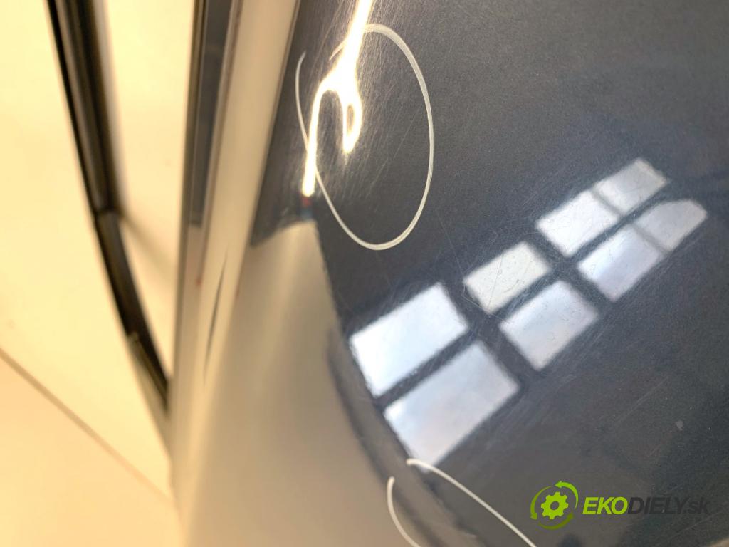 KIA CEED Kombi 2015 81 kW 1.6 CRDi 110 1582 Dvere pravy zad D7