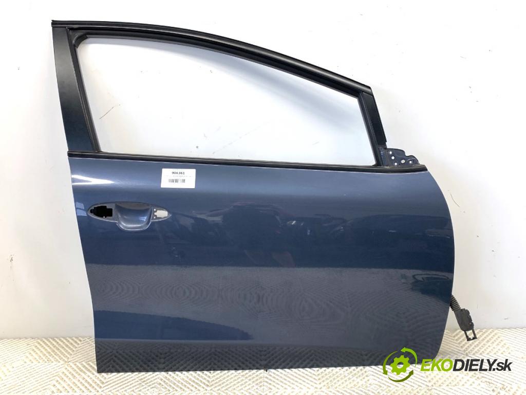 KIA CEED Kombi 2015 81 kW 1.6 CRDi 110 1582 Dvere pravy predný D7