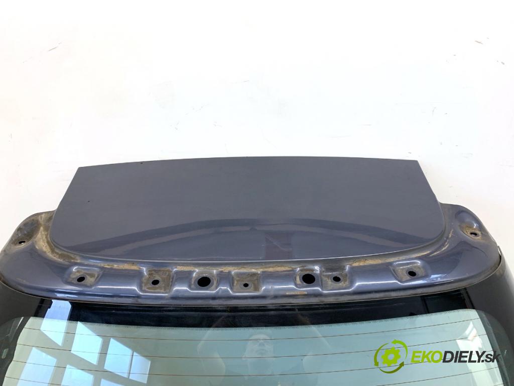 KIA CEED Kombi 2015 81 kW 1.6 CRDi 110 1582 kapota zad D7