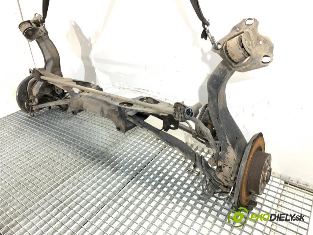 BMW F45 nadwozie wielkoprzestrzenne (MPV) 2016 110 kW 218 d 1995 Výstuha zad