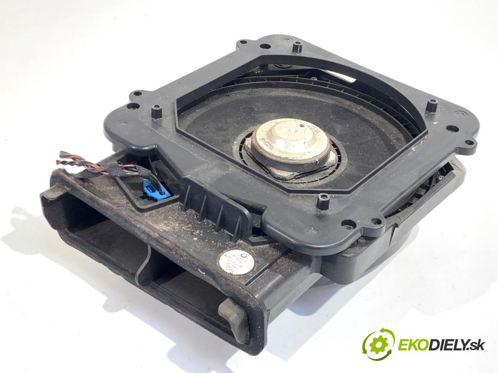 BMW F45 nadwozie wielkoprzestrzenne (MPV) 2016 110 kW 218 d 1995 subwoofer 9275995 (Audio zariadenie)