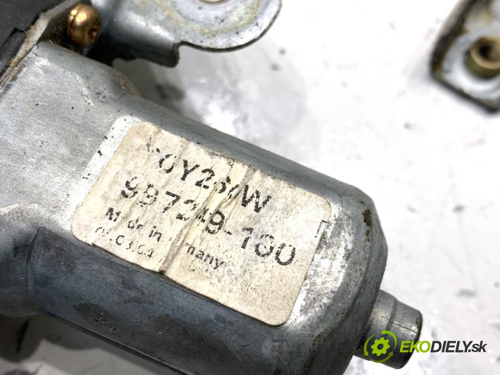 TOYOTA COROLLA E13 nadwozie wielkoprzestrzenne (MPV) 2004 81 kW 1.6 (ZNR10_) 1598 Mechanizmus okna ľavy predný 69820-0F010
