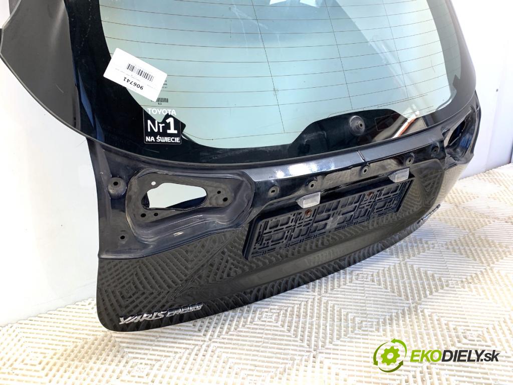 TOYOTA YARIS IV SUV 2022 68 kW 1.5 Hybrid (MXPJ10) 1490 kapota zad 209