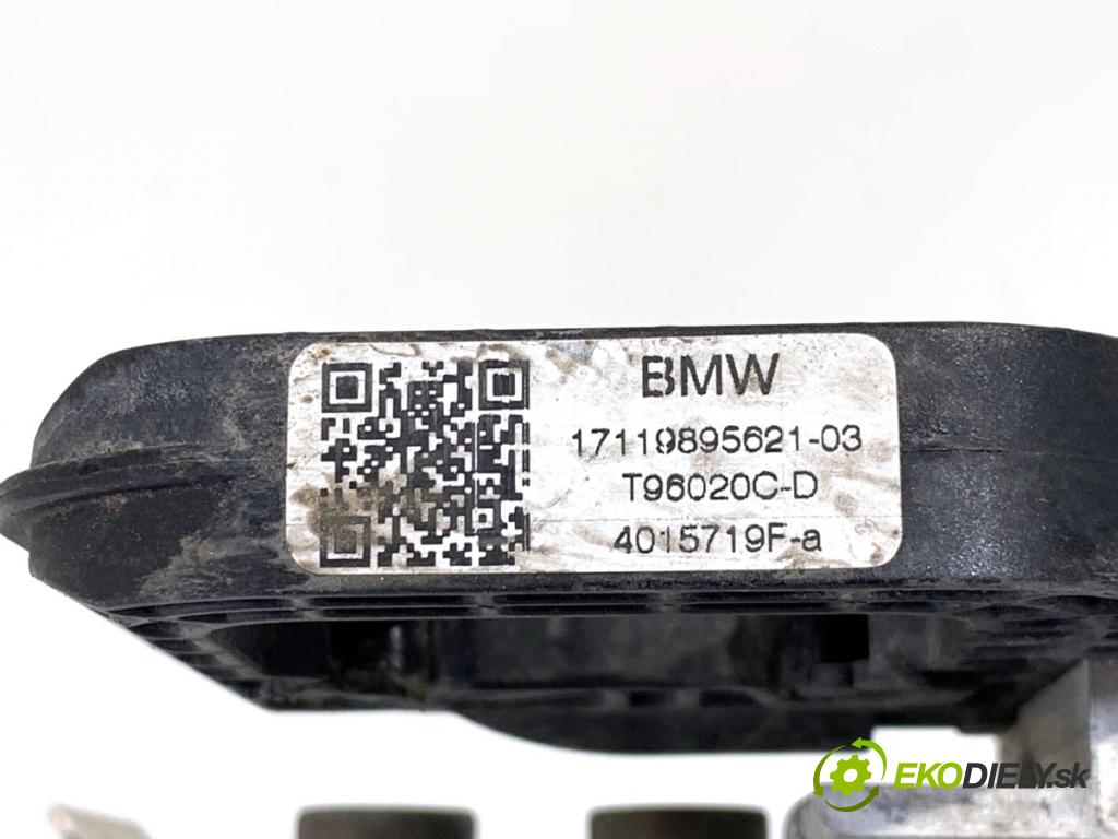 BMW G21 Kombi 2021 140 kW 320 d Mild-Hybrid 1995 Držiak Uchytenie chladiča ľave 7422233