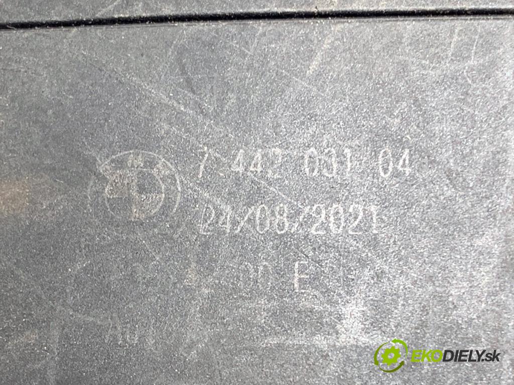 BMW G21 Kombi 2021 140 kW 320 d Mild-Hybrid 1995 zapínače pásov PASA zad 7442030