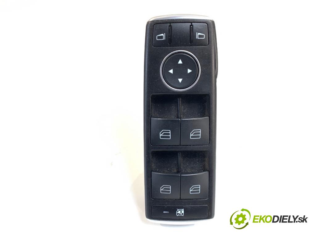 MERCEDES-BENZ S212 Kombi 2010 170 kW E 350 CDI (212.225) 2987 Prepínač okien  (Prepínacie páčky pod volantom)