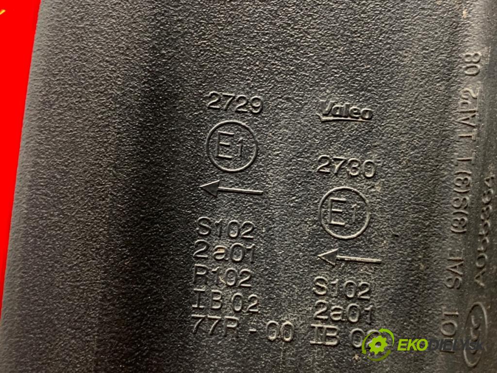 MERCEDES-BENZ S212 Kombi 2010 170 kW E 350 CDI (212.225) 2987 Svetlo ľavy zad