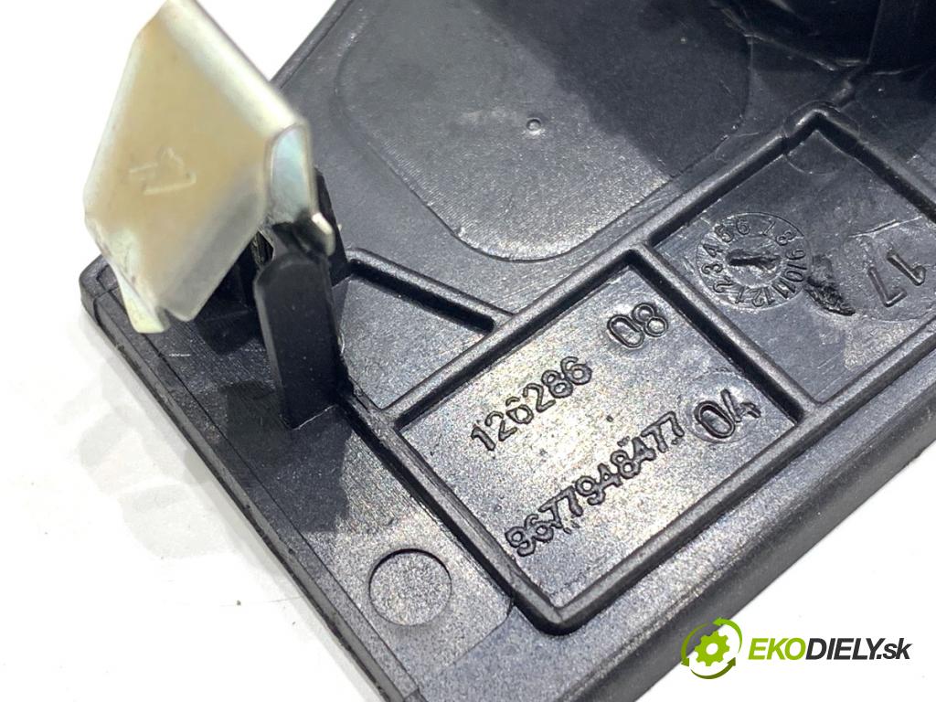 CITROEN C4 PICASSO II nadwozie wielkoprzestrzenne (MPV) 2018 88 kW 1.6 BlueHDi 120 1560 Prepínač okien 98248414ZD (Prepínacie páčky pod volantom)