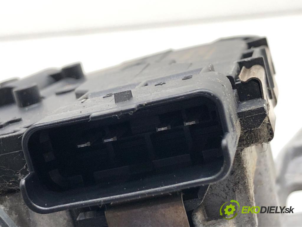 CITROEN C4 PICASSO II nadwozie wielkoprzestrzenne (MPV) 2018 88 kW 1.6 BlueHDi 120 1560 Mechanizmus stieračov pravy predný 9816172880