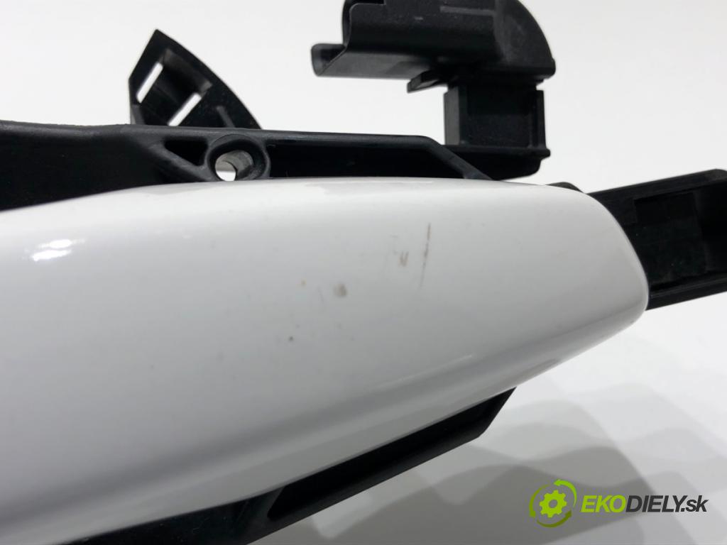 CITROEN C4 PICASSO II nadwozie wielkoprzestrzenne (MPV) 2018 88 kW 1.6 BlueHDi 120 1560 Kľučka vonkajšia ľavy predný