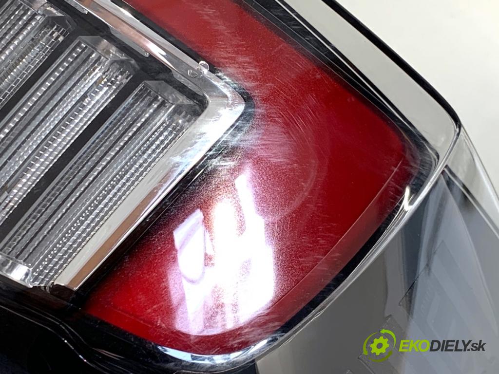 OPEL MOKKA SUV 2022 96 kW 1.2 (76) 1199 Svetlo pravy zad 9833721980