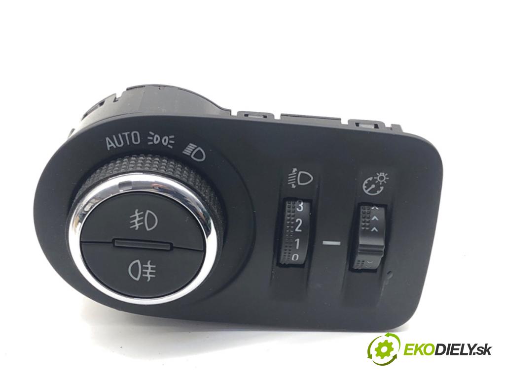 OPEL MOKKA SUV 2022 96 kW 1.2 (76) 1199 Spínač svetiel 9836300180