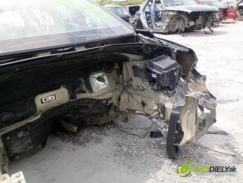 CITROEN C3 III liftback 2018 81 kW 1.2 PURETECH 110 1199 karoséria ČTVRŤÁK: Blatník prah strecha PODŁUŻNICA