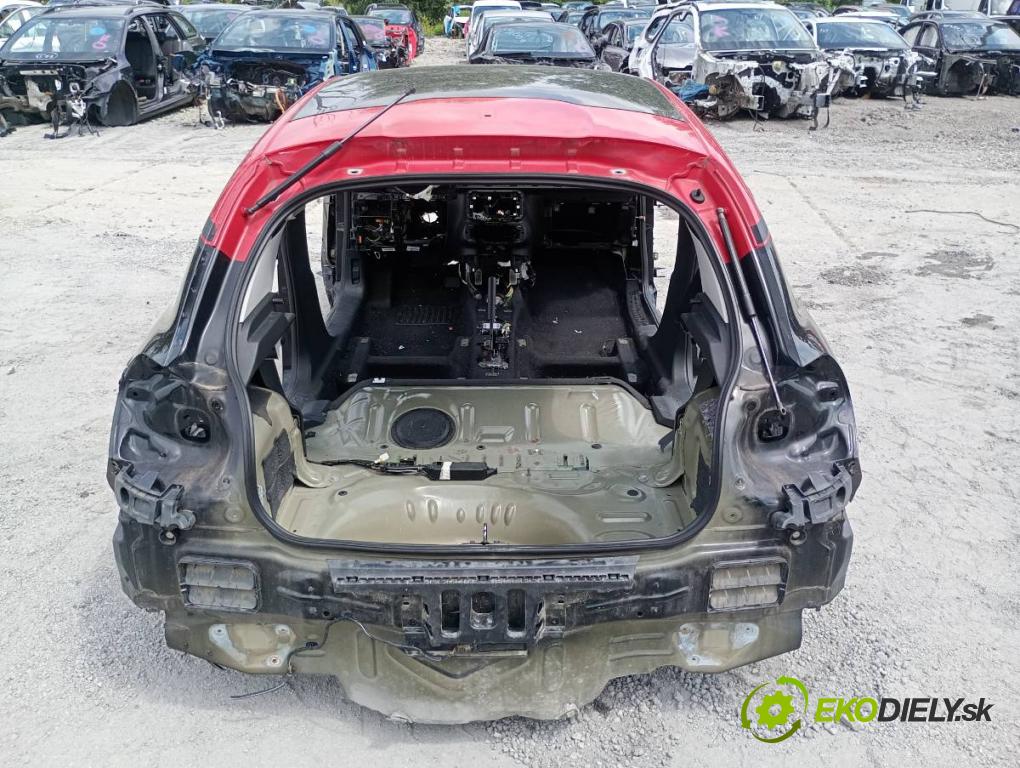 CITROEN C3 III liftback 2018 81 kW 1.2 PURETECH 110 1199 karoséria ČTVRŤÁK: Blatník prah strecha PODŁUŻNICA