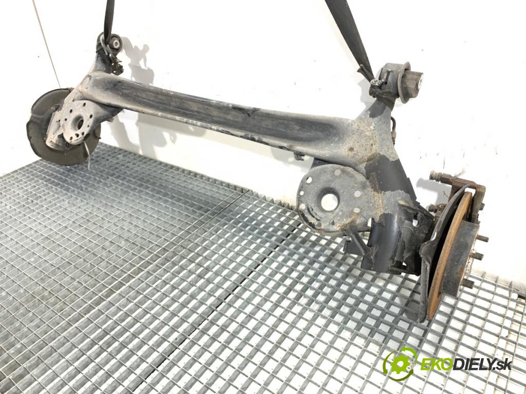 TOYOTA YARIS IV SUV 2022 68 kW 1.5 Hybrid (MXPJ10) 1490 Výstuha zad