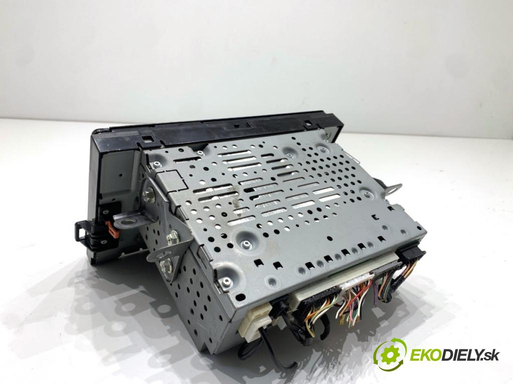 TOYOTA YARIS IV SUV 2022 68 kW 1.5 Hybrid (MXPJ10) 1490 RADIO 86140-YP032 (Audio zariadenie)