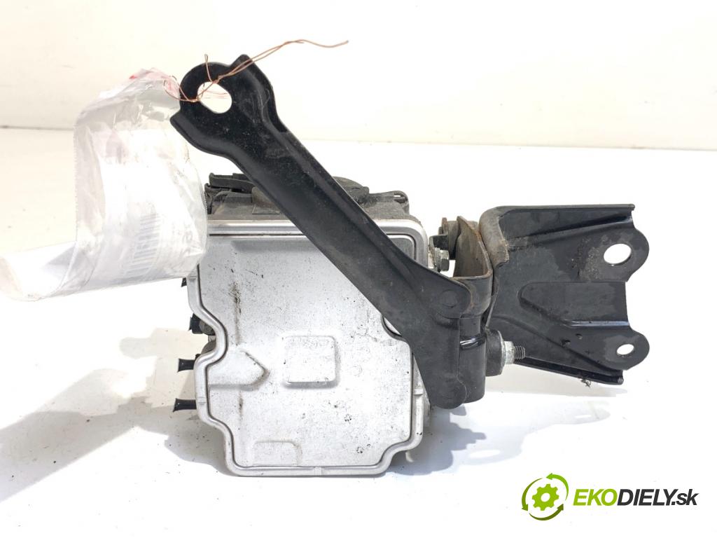 TOYOTA YARIS IV SUV 2022 68 kW 1.5 Hybrid (MXPJ10) 1490 Pumpa ABS 44540-0D860 (Pumpa ABS)