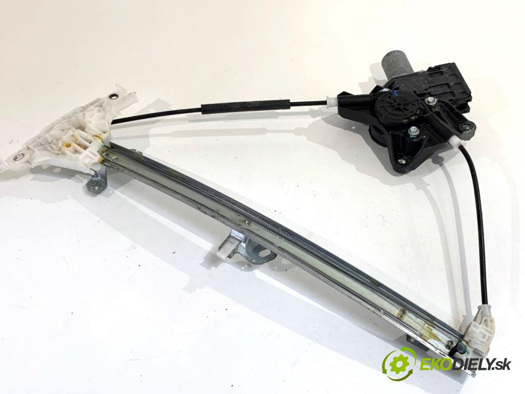 TOYOTA YARIS IV SUV 2022 68 kW 1.5 Hybrid (MXPJ10) 1490 Mechanizmus okna pravy zad 85710-0D550