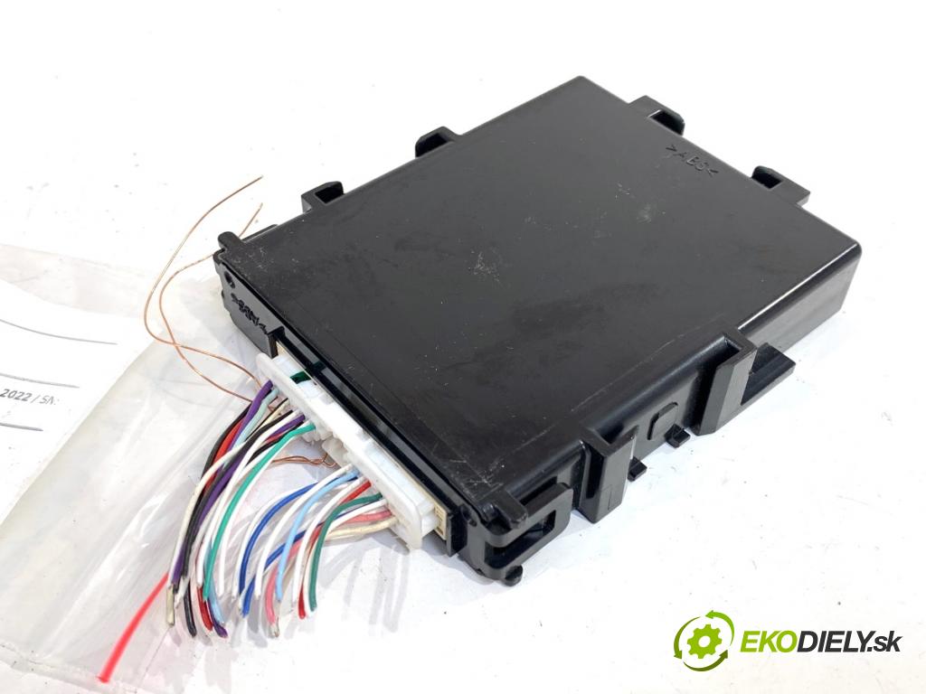 TOYOTA YARIS IV SUV 2022 68 kW 1.5 Hybrid (MXPJ10) 1490 Modul GATEWAY 89111-0D020