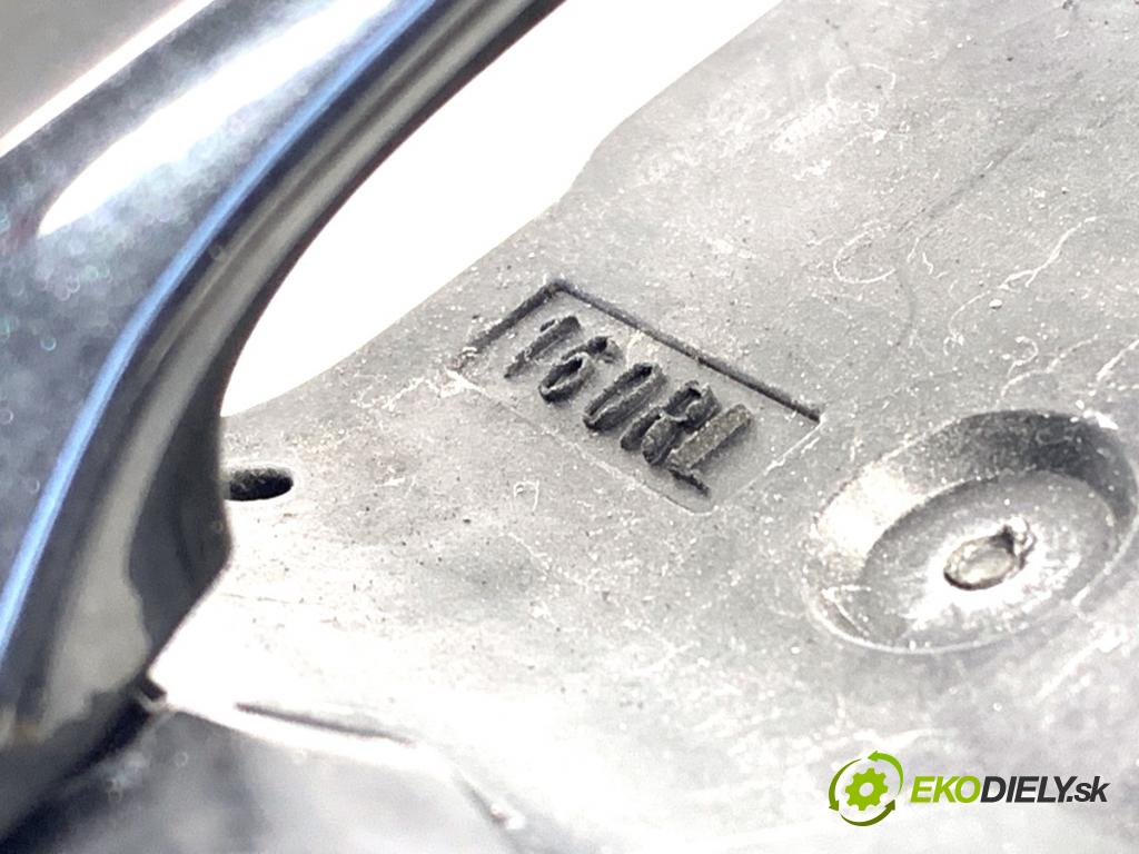 TOYOTA YARIS IV SUV 2022 68 kW 1.5 Hybrid (MXPJ10) 1490 Kľučka vonkajšia ľavy zad