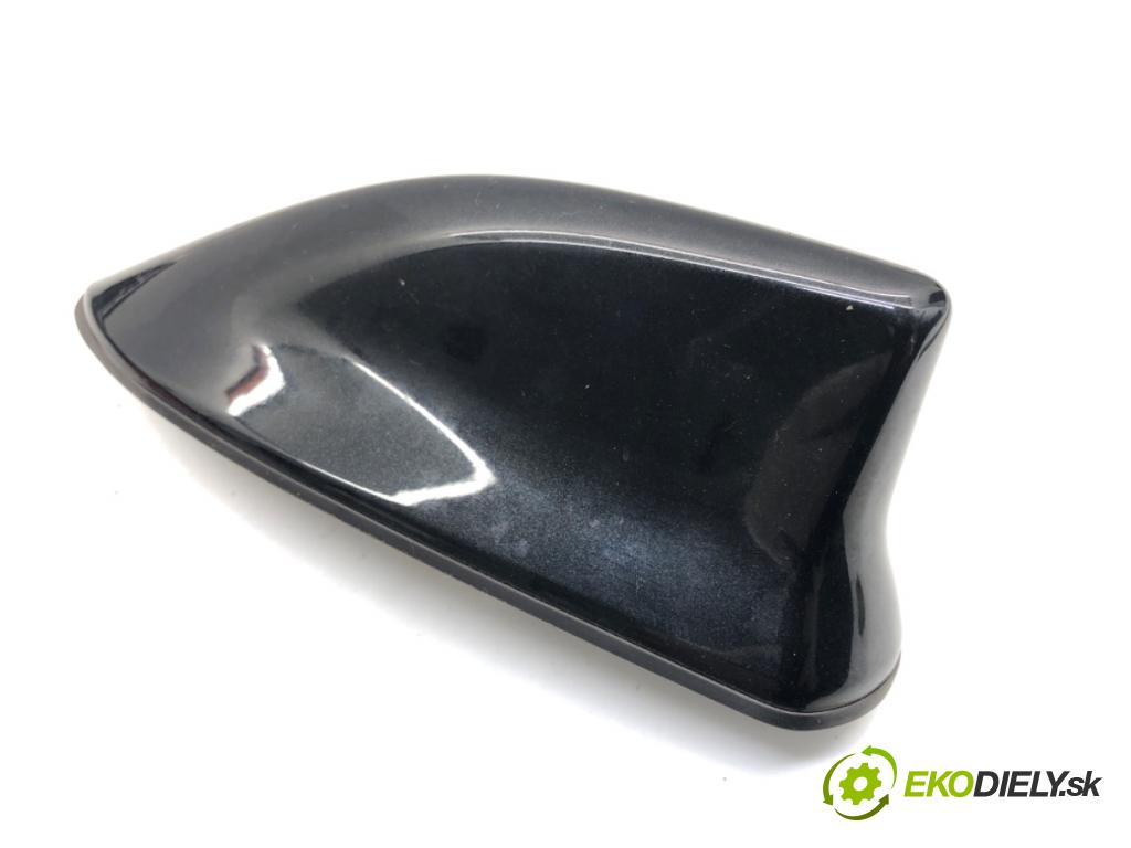 TOYOTA YARIS IV SUV 2022 68 kW 1.5 Hybrid (MXPJ10) 1490 ANTENA