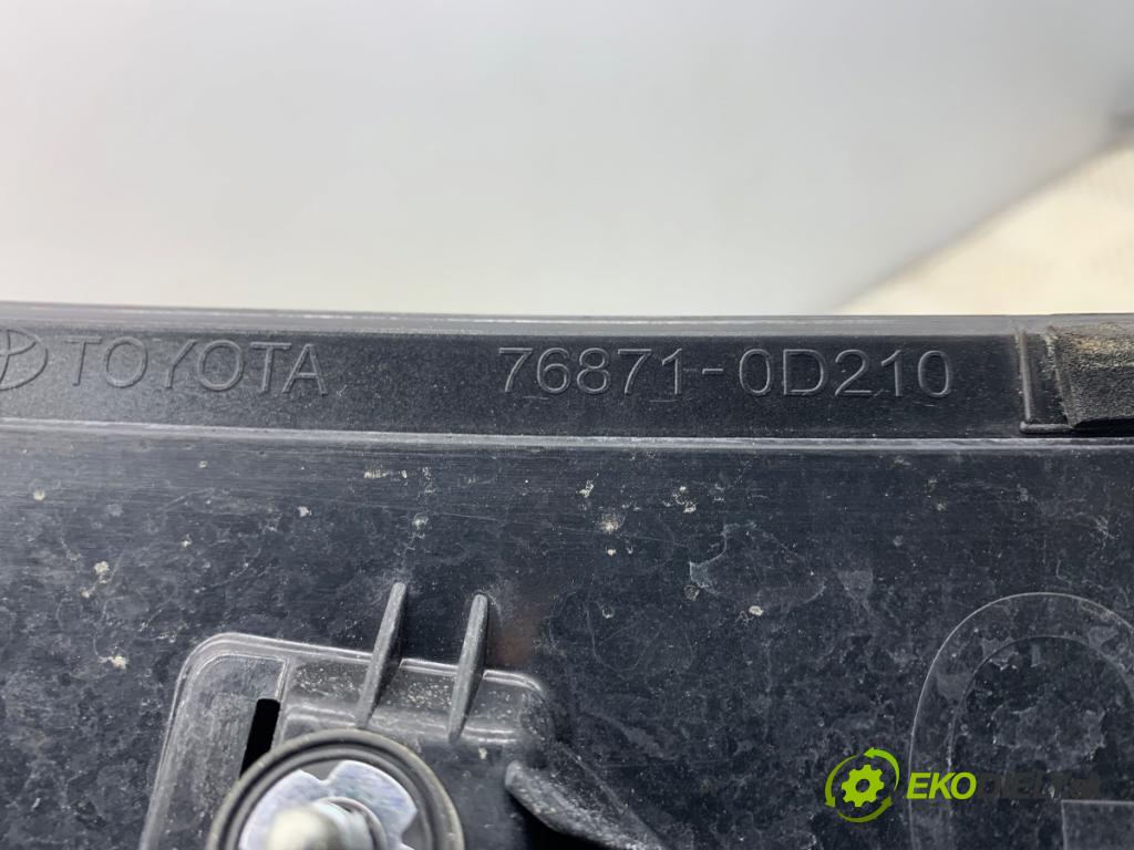 TOYOTA YARIS IV SUV 2022 68 kW 1.5 Hybrid (MXPJ10) 1490 Spoiler křídlo 76871-0D210 (Spoiler)