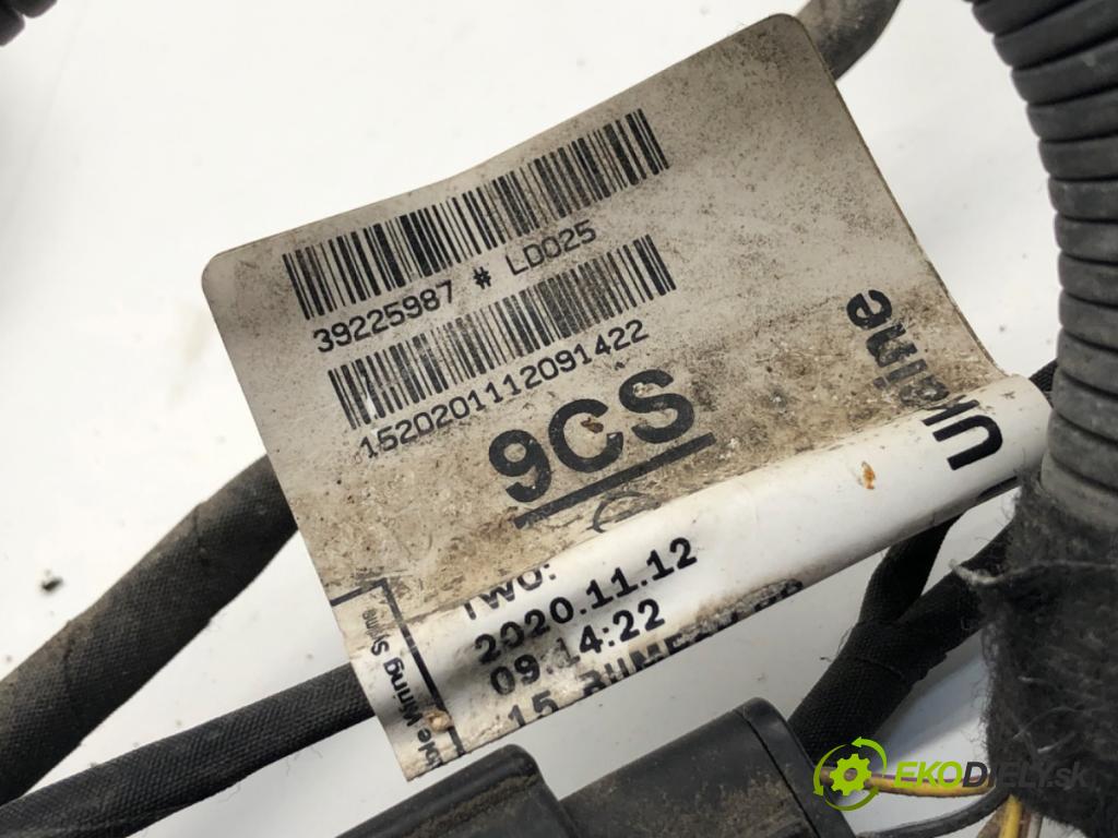 OPEL ASTRA K Kombi 2020 90 kW 1.5 CRDI (35) 1496 Káblovačka PDC zad 39225987